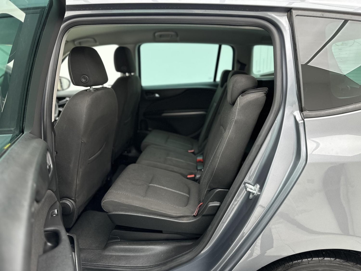 Used Vauxhall Zafira 2017 for sale - 76549014: Photo 35