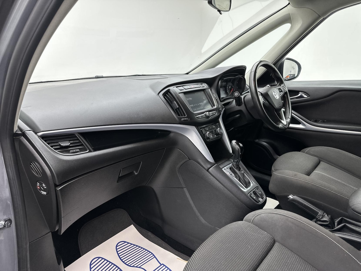 Used Vauxhall Zafira 2017 for sale - 76549014: Photo 37