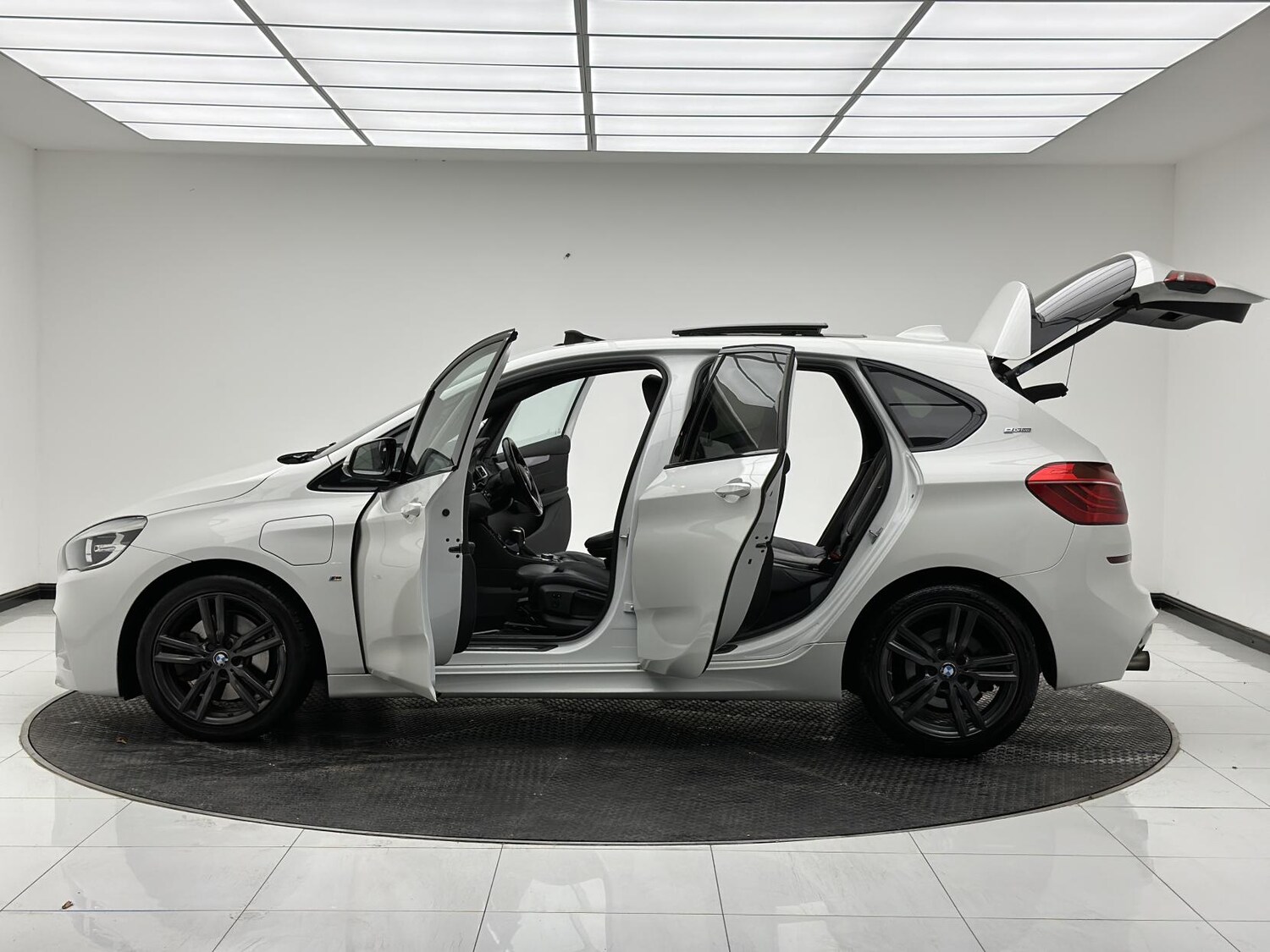 Used BMW 2 Series 2017 for sale - 76375745: Photo 11