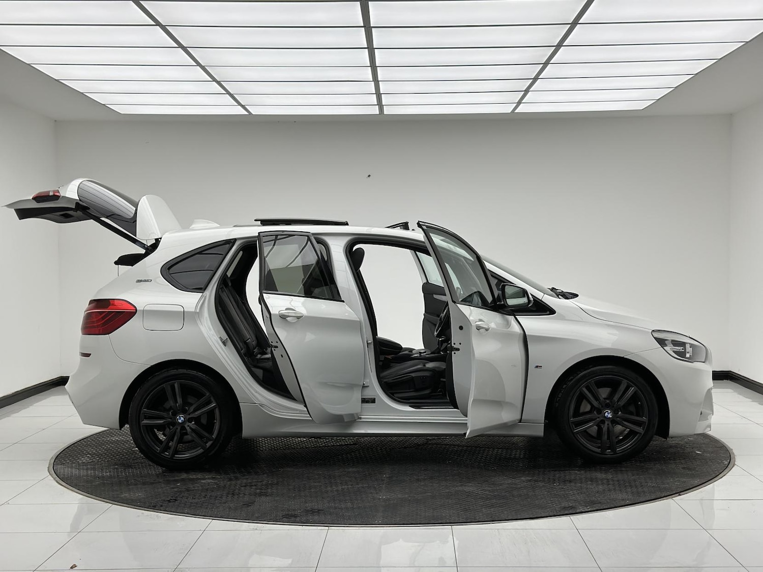 Used BMW 2 Series 2017 for sale - 76375745: Photo 15