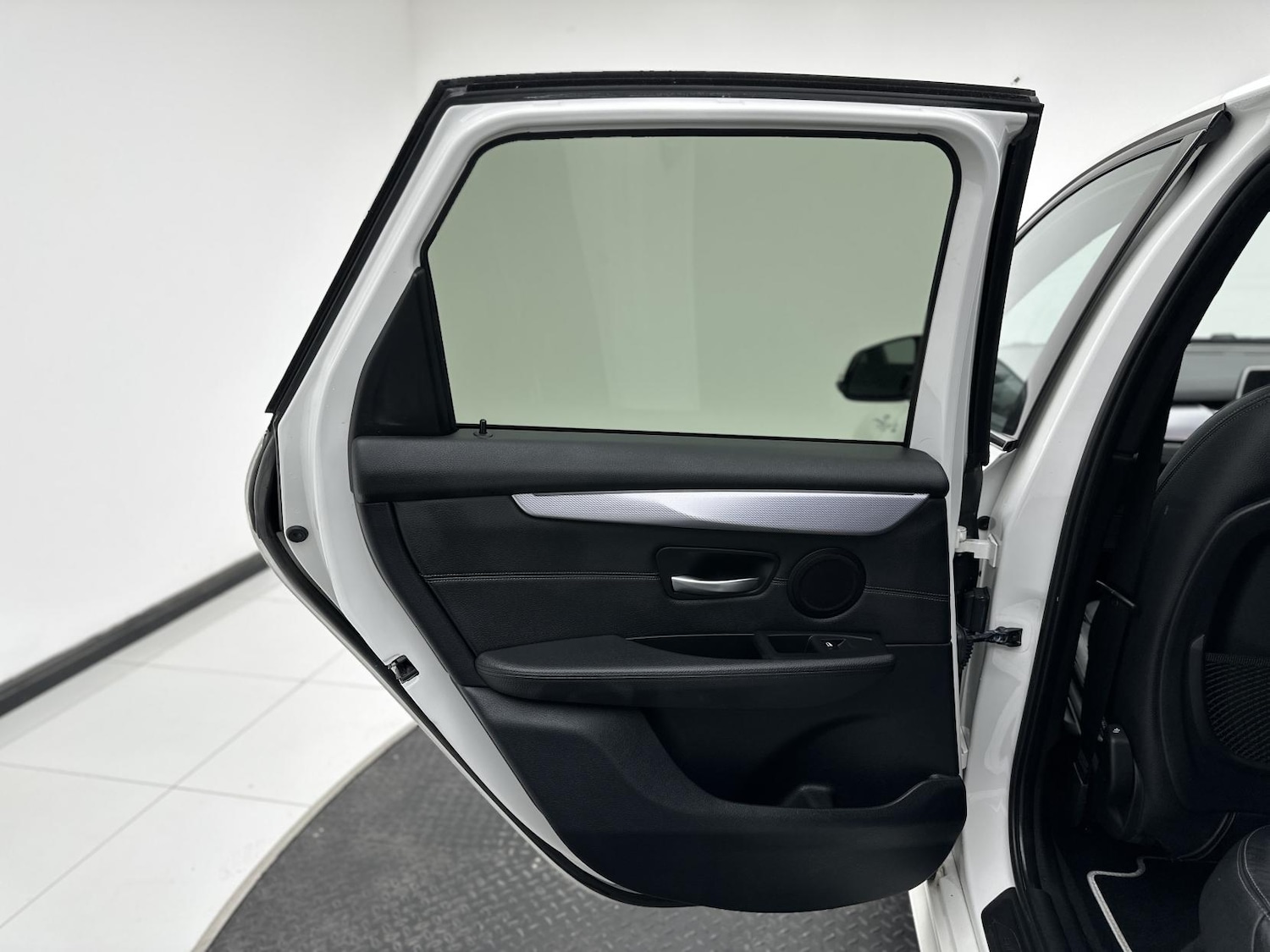 Used BMW 2 Series 2017 for sale - 76375745: Photo 30