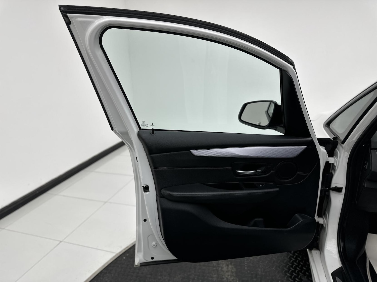 Used BMW 2 Series 2017 for sale - 76375745: Photo 32
