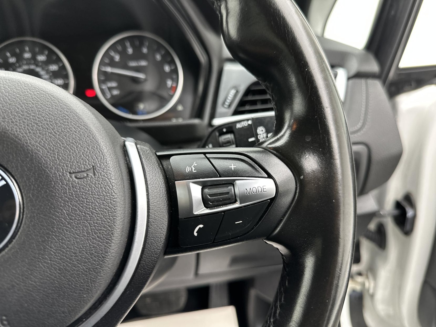 Used BMW 2 Series 2017 for sale - 76375745: Photo 42