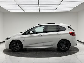 Used BMW 2 Series 2017 for sale - 76375745: Photo
