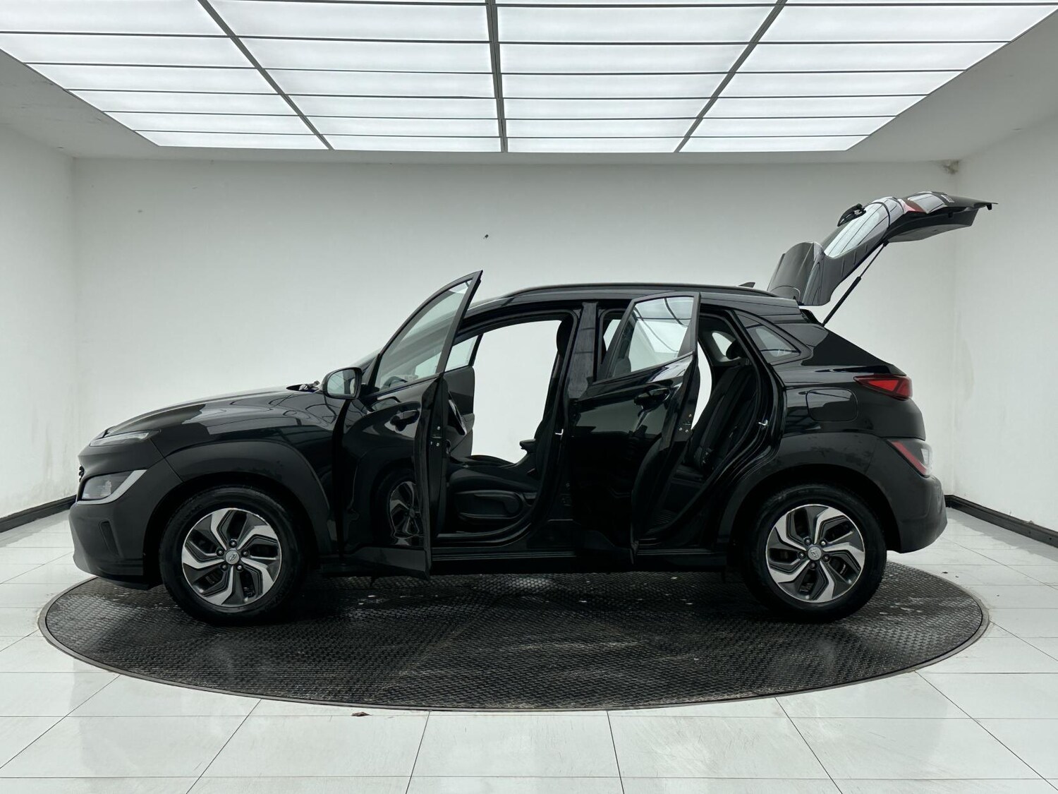 Used Hyundai KONA 2023 for sale - 77536394: Photo 11