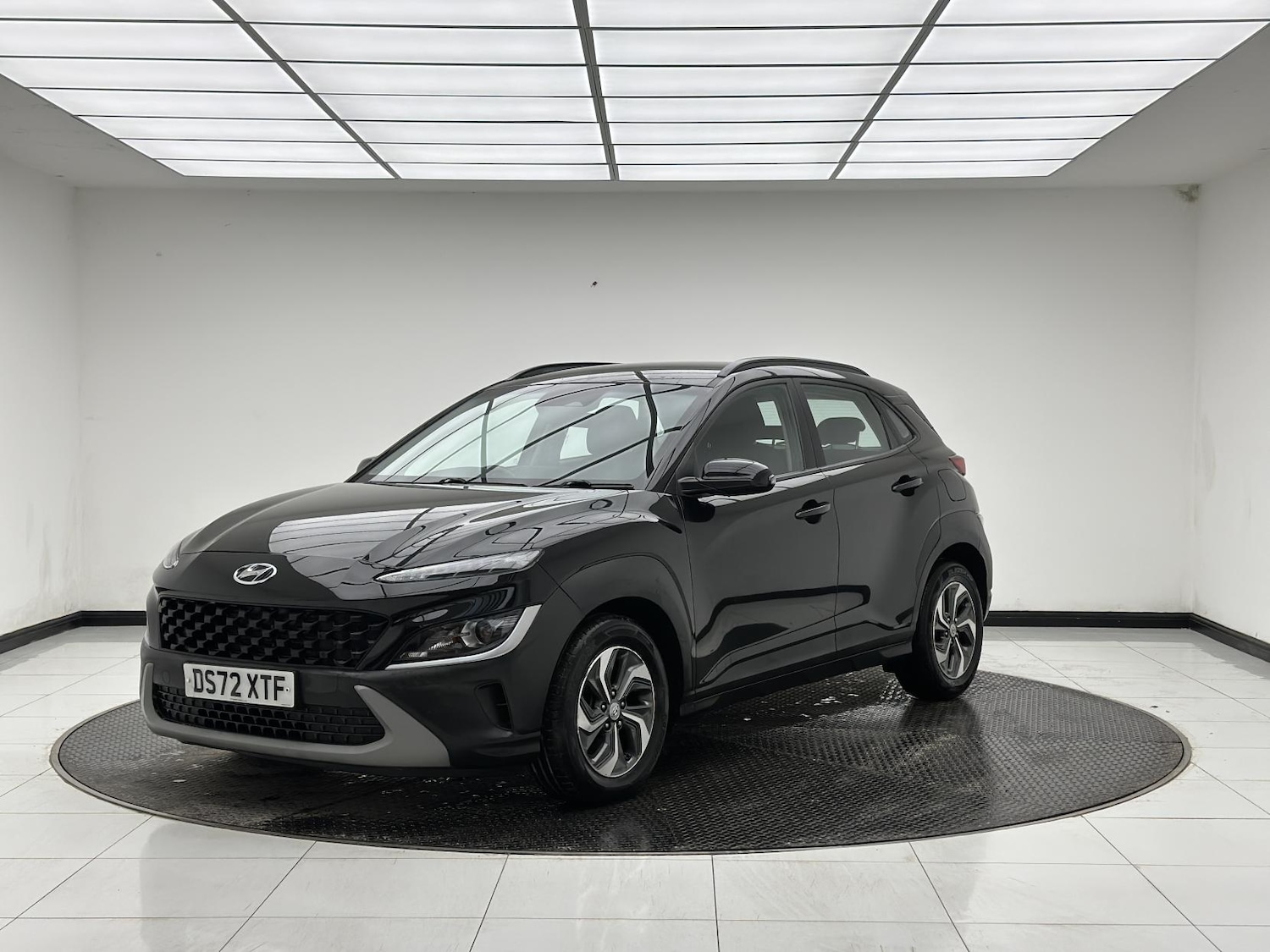 Used Hyundai KONA 2023 for sale - 77536394: Photo 3
