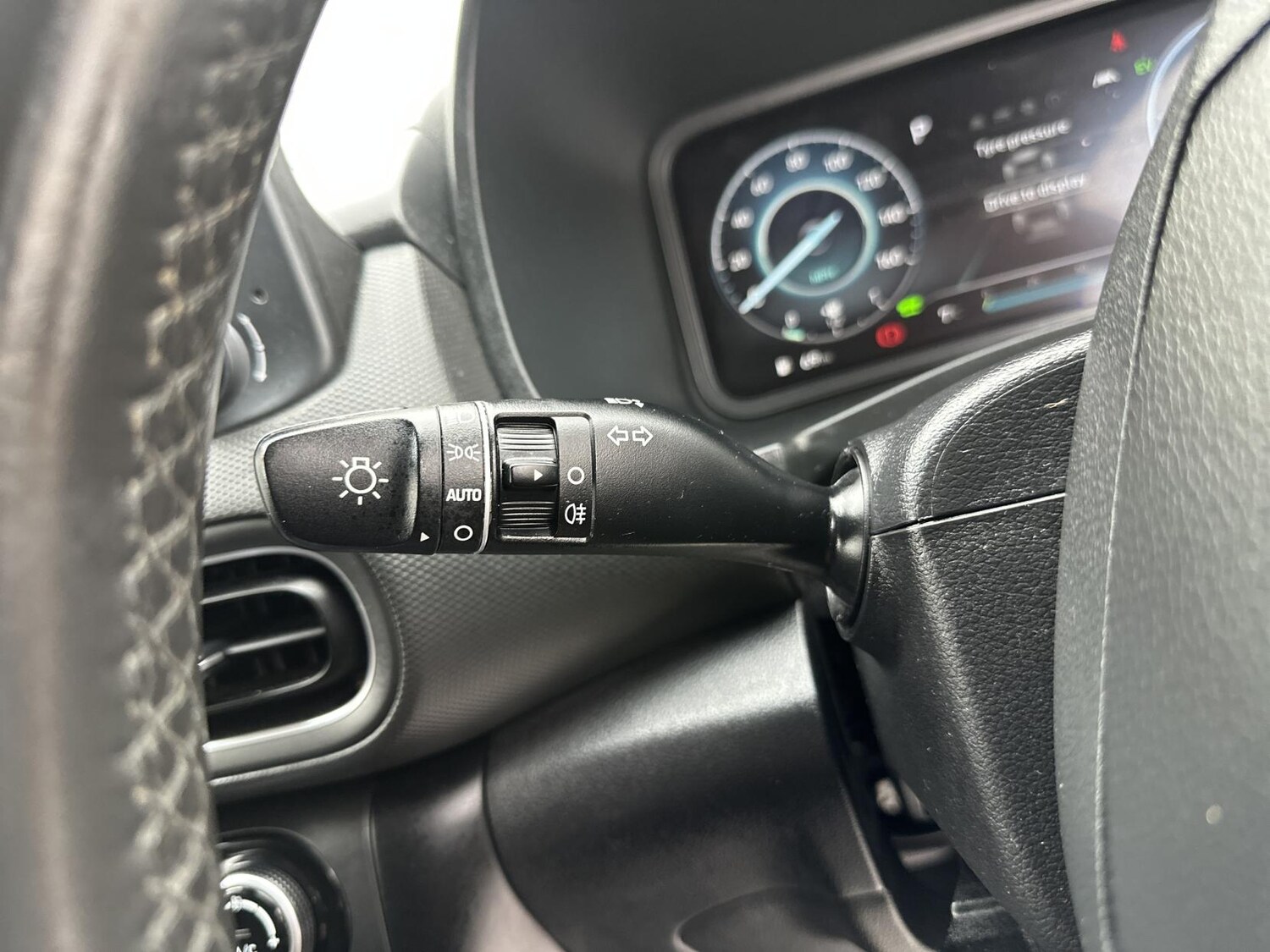 Used Hyundai KONA 2023 for sale - 77536394: Photo 40