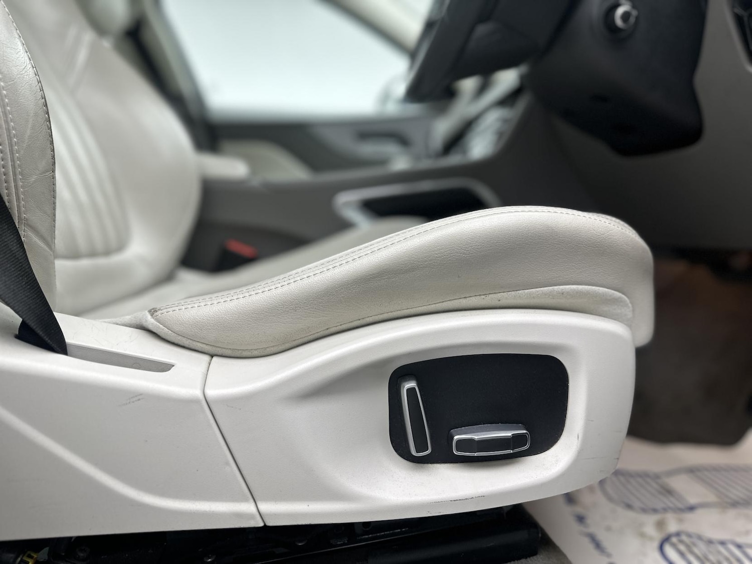 Used Jaguar F-Pace 2019 for sale - 77080965: Photo 17