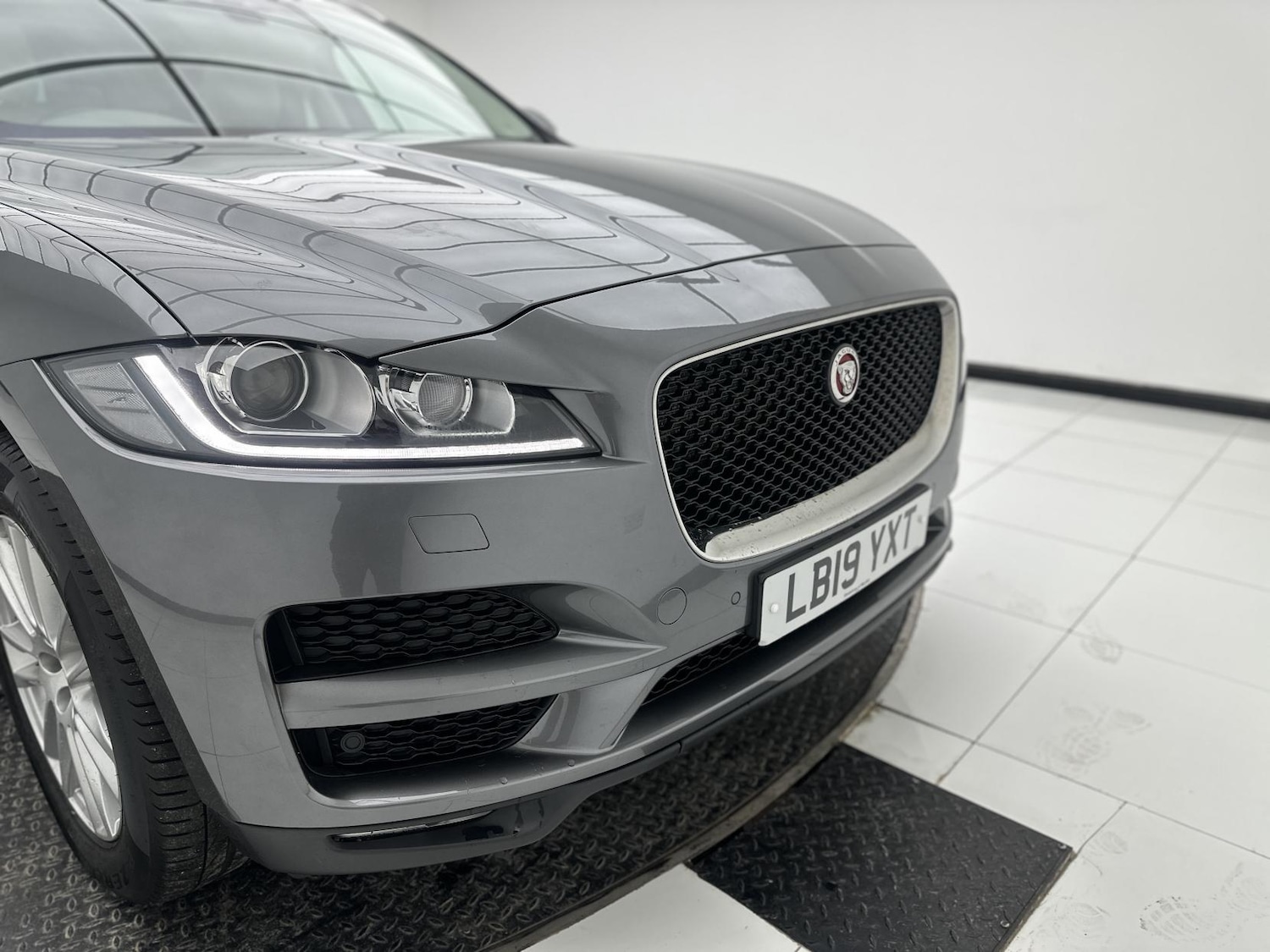 Used Jaguar F-Pace 2019 for sale - 77080965: Photo 39