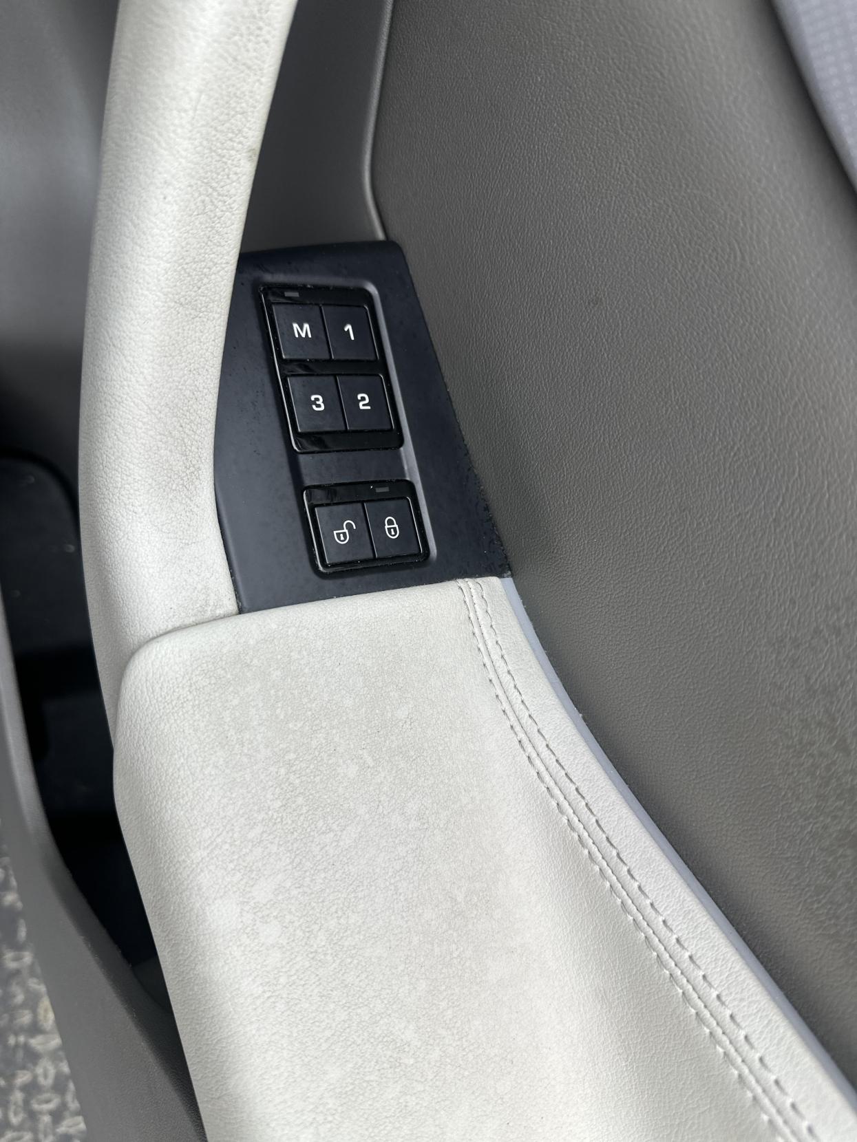 Used Jaguar F-Pace 2019 for sale - 77080965: Photo 48