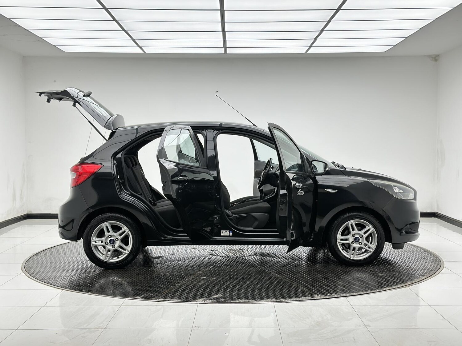 Used Ford Ka+ 2016 for sale - 77977372: Photo 12