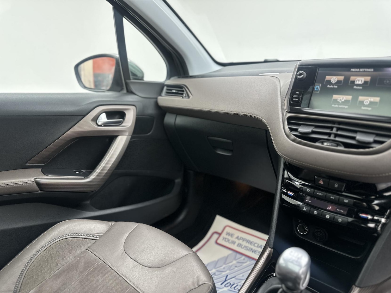 Used Peugeot 2008 2014 for sale - 78152947: Photo 52