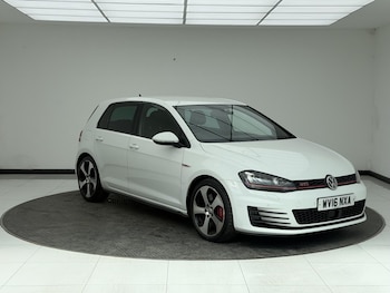 Used Volkswagen Golf 2016 for sale - 79274980: Photo