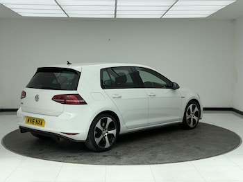 Used Volkswagen Golf 2016 for sale - 79274980: Photo