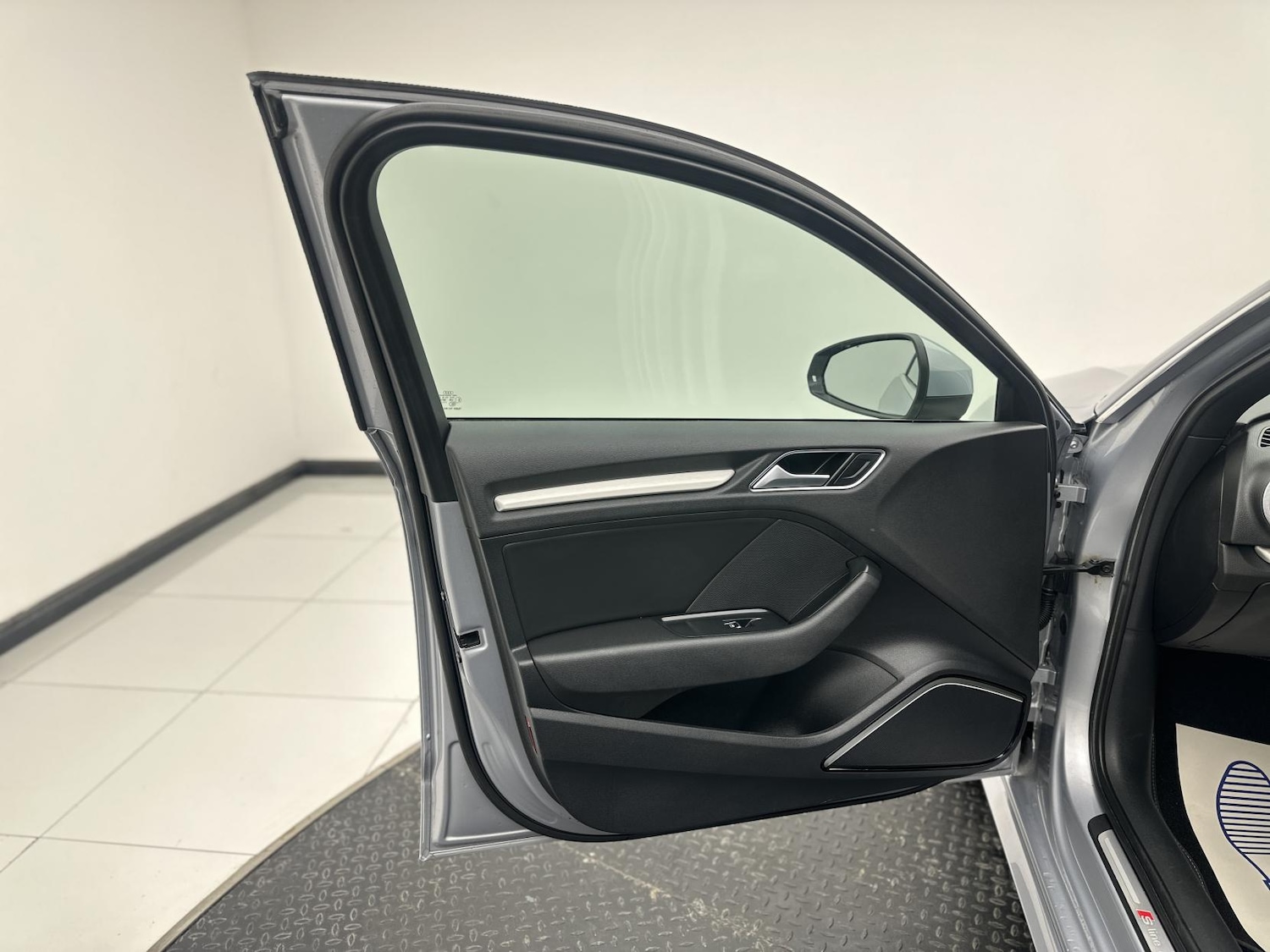 Used Audi A3 2015 for sale - 76526553: Photo 33