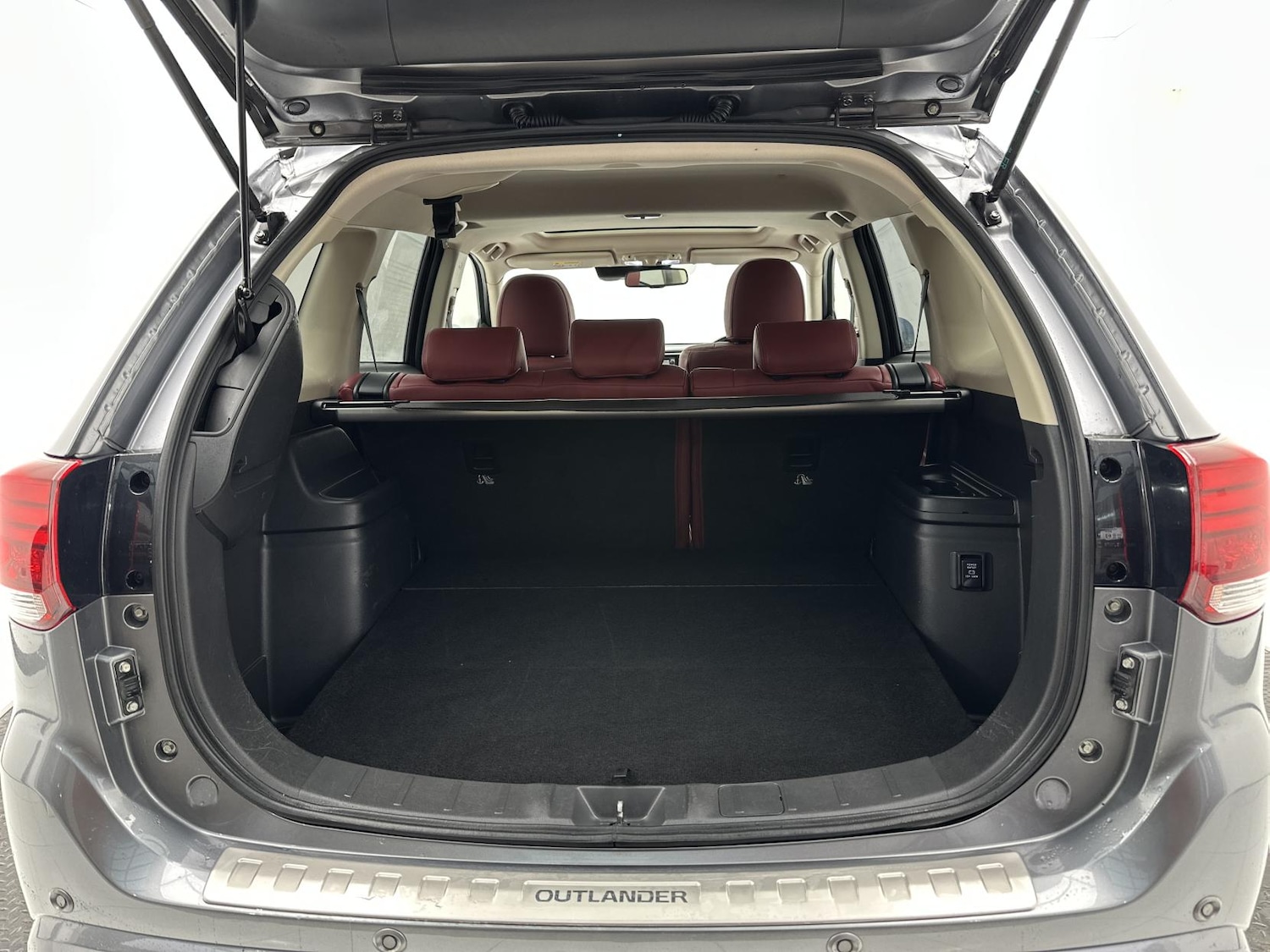 Used Mitsubishi Outlander 2016 for sale - 76752025: Photo 29