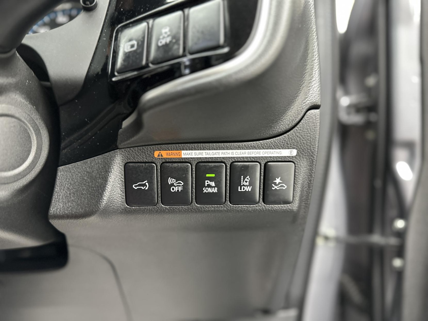 Used Mitsubishi Outlander 2016 for sale - 76752025: Photo 51