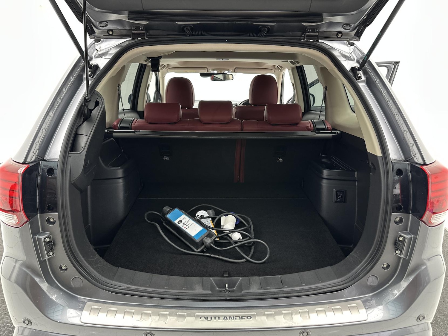 Used Mitsubishi Outlander 2016 for sale - 76752025: Photo 62