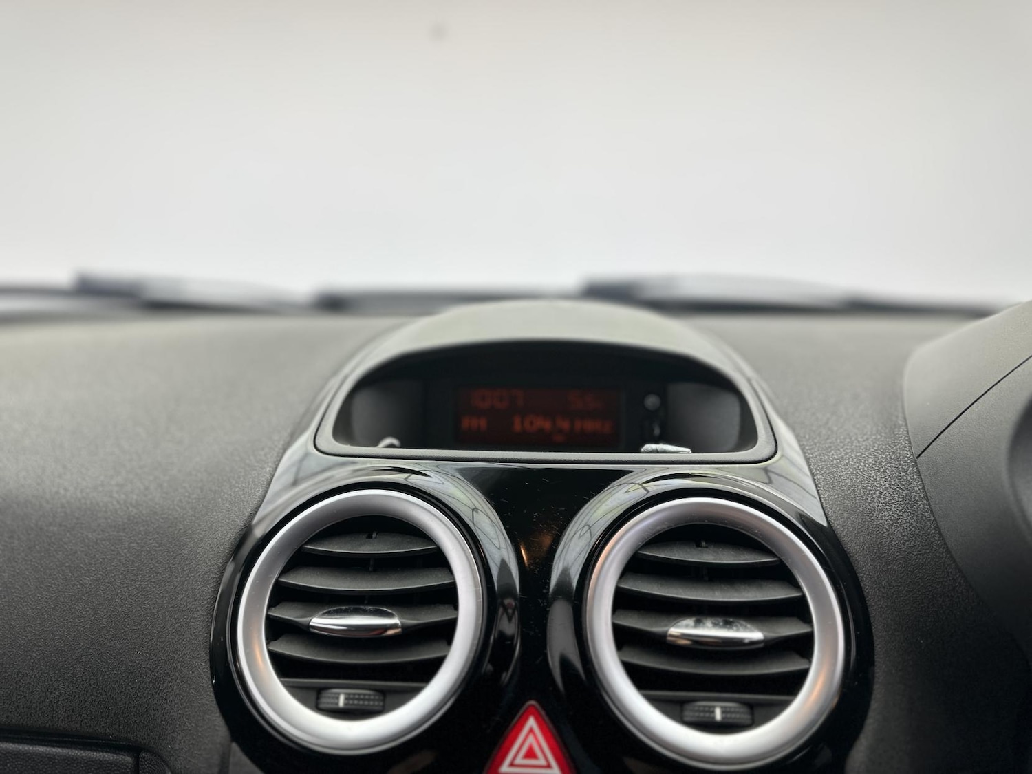 Used Vauxhall Corsa 2013 for sale - 76643876: Photo 40