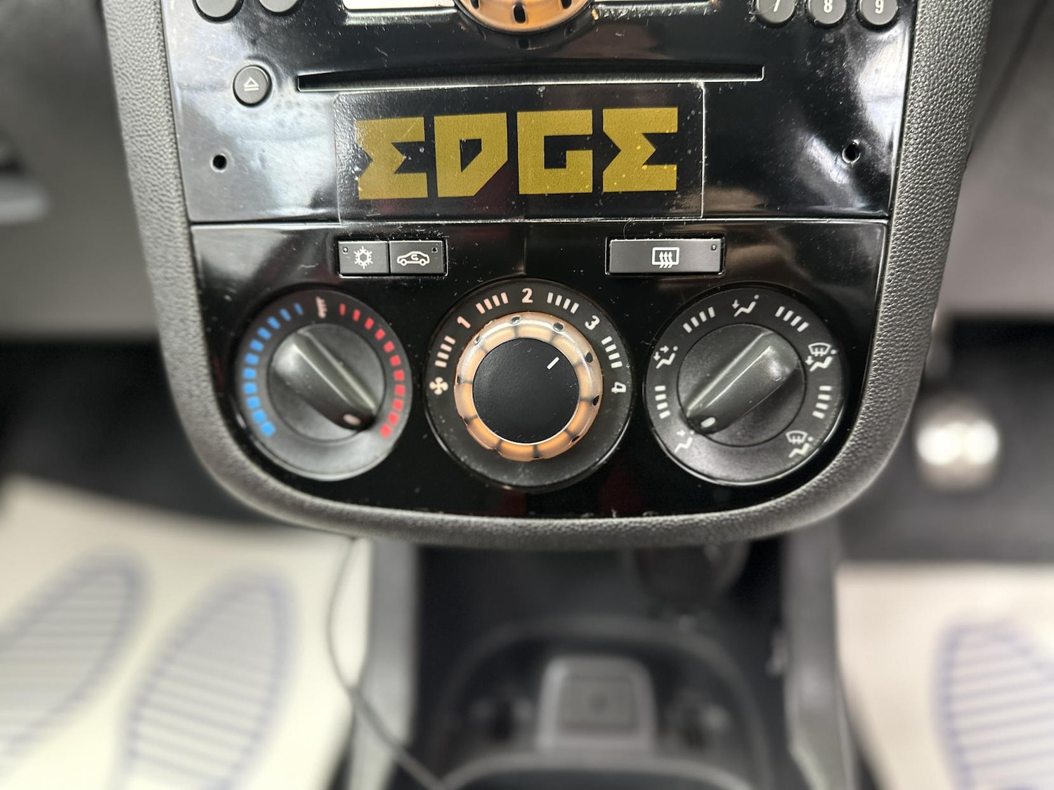 Used Vauxhall Corsa 2013 for sale - 76643876: Photo 42