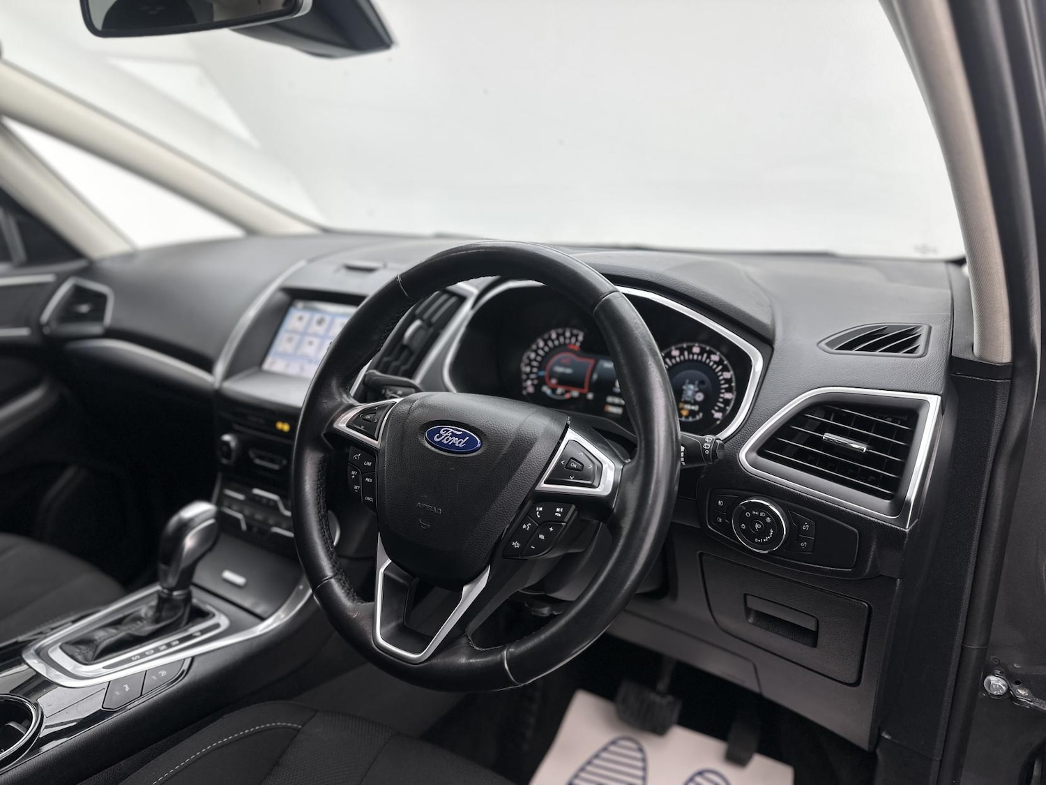 Used Ford S-Max 2017 for sale - 76714083: Photo 19