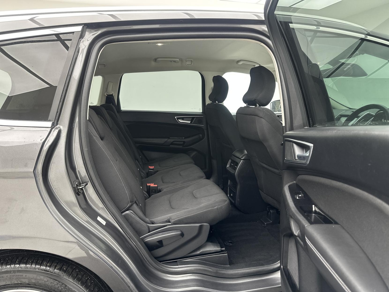 Used Ford S-Max 2017 for sale - 76714083: Photo 23