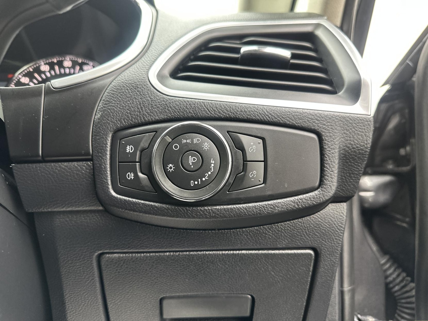 Used Ford S-Max 2017 for sale - 76714083: Photo 46