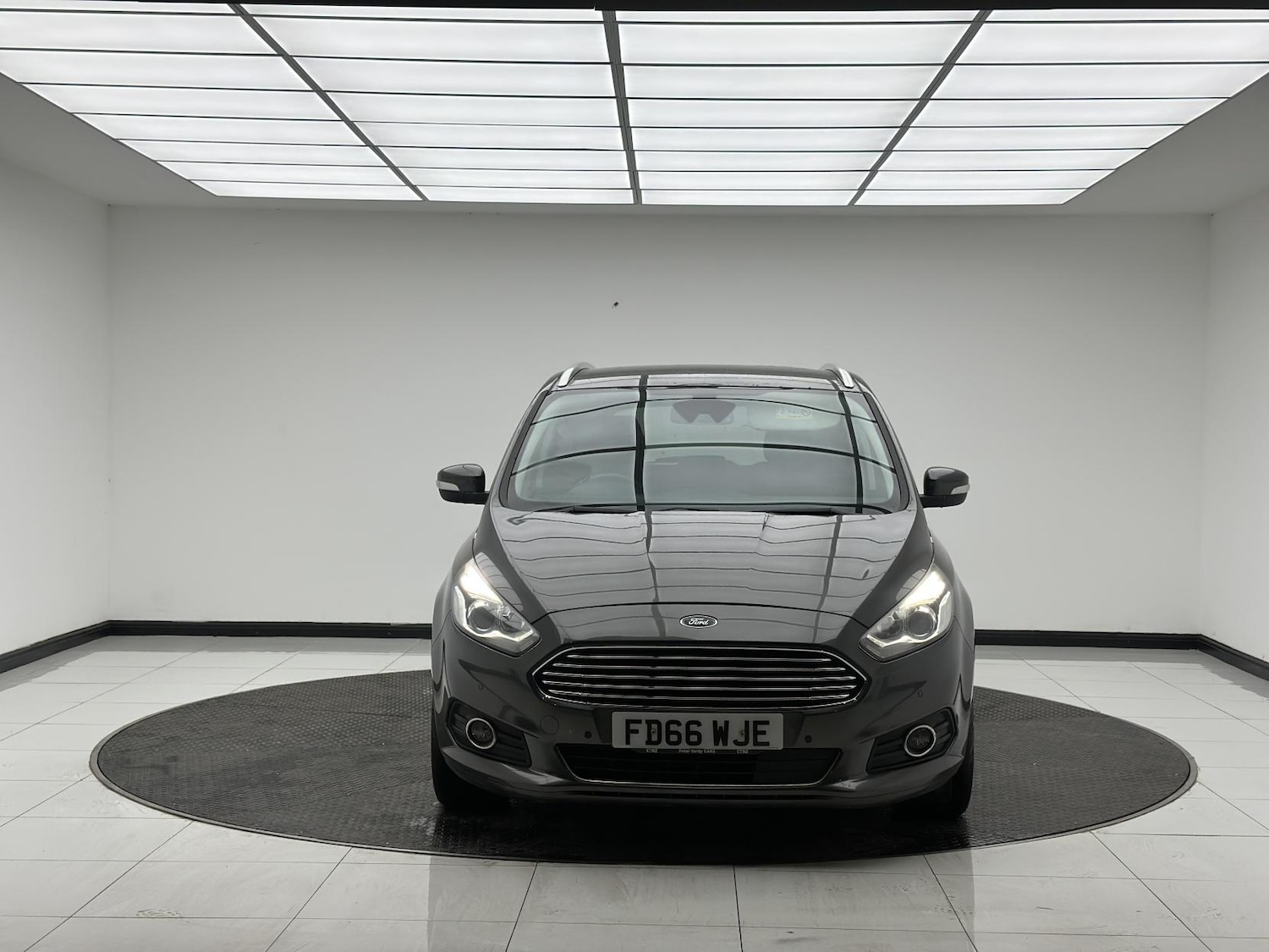 Used Ford S-Max 2017 for sale - 76714083: Photo 7