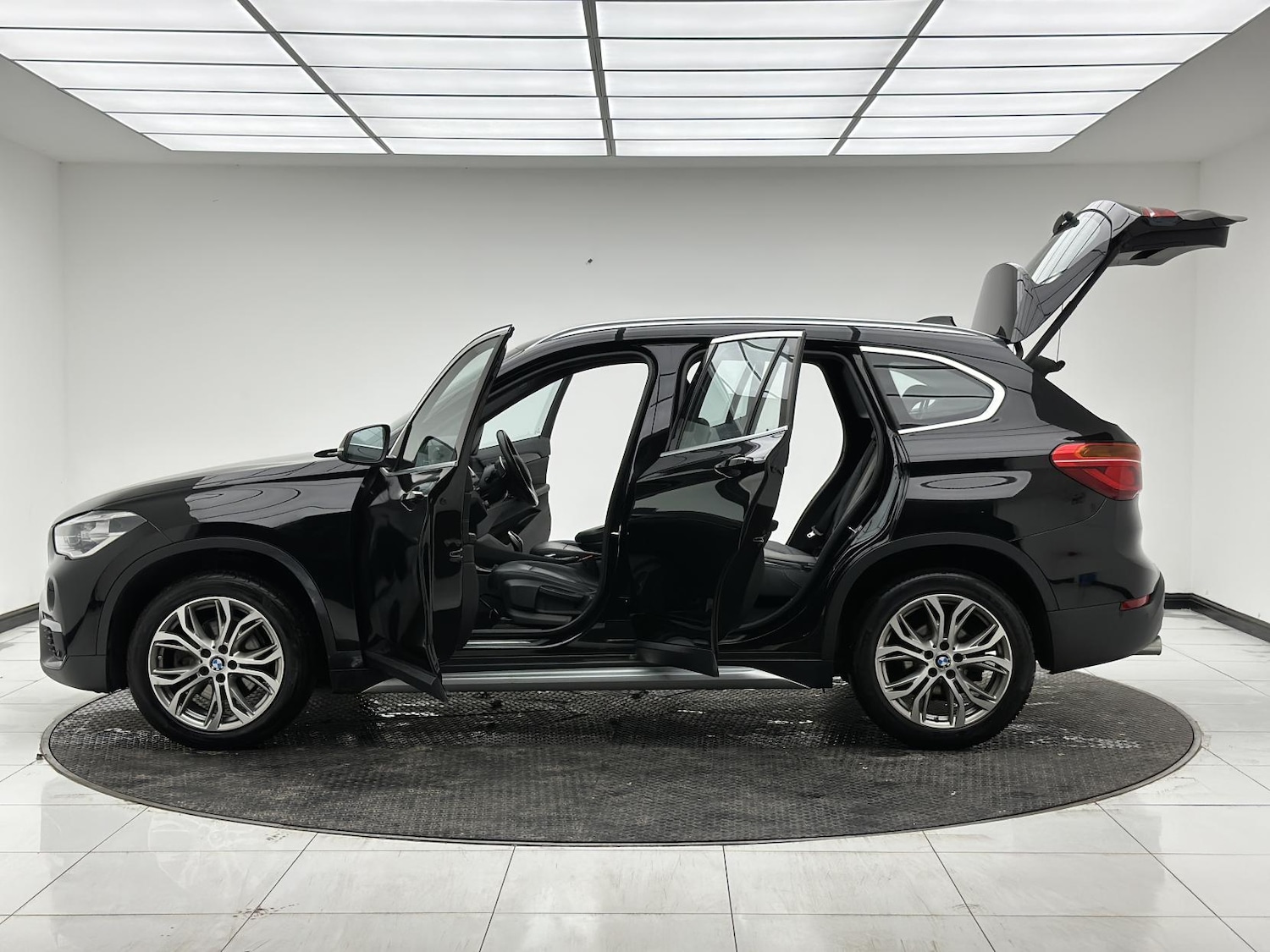Used BMW X1 2018 for sale - 76885270: Photo 11