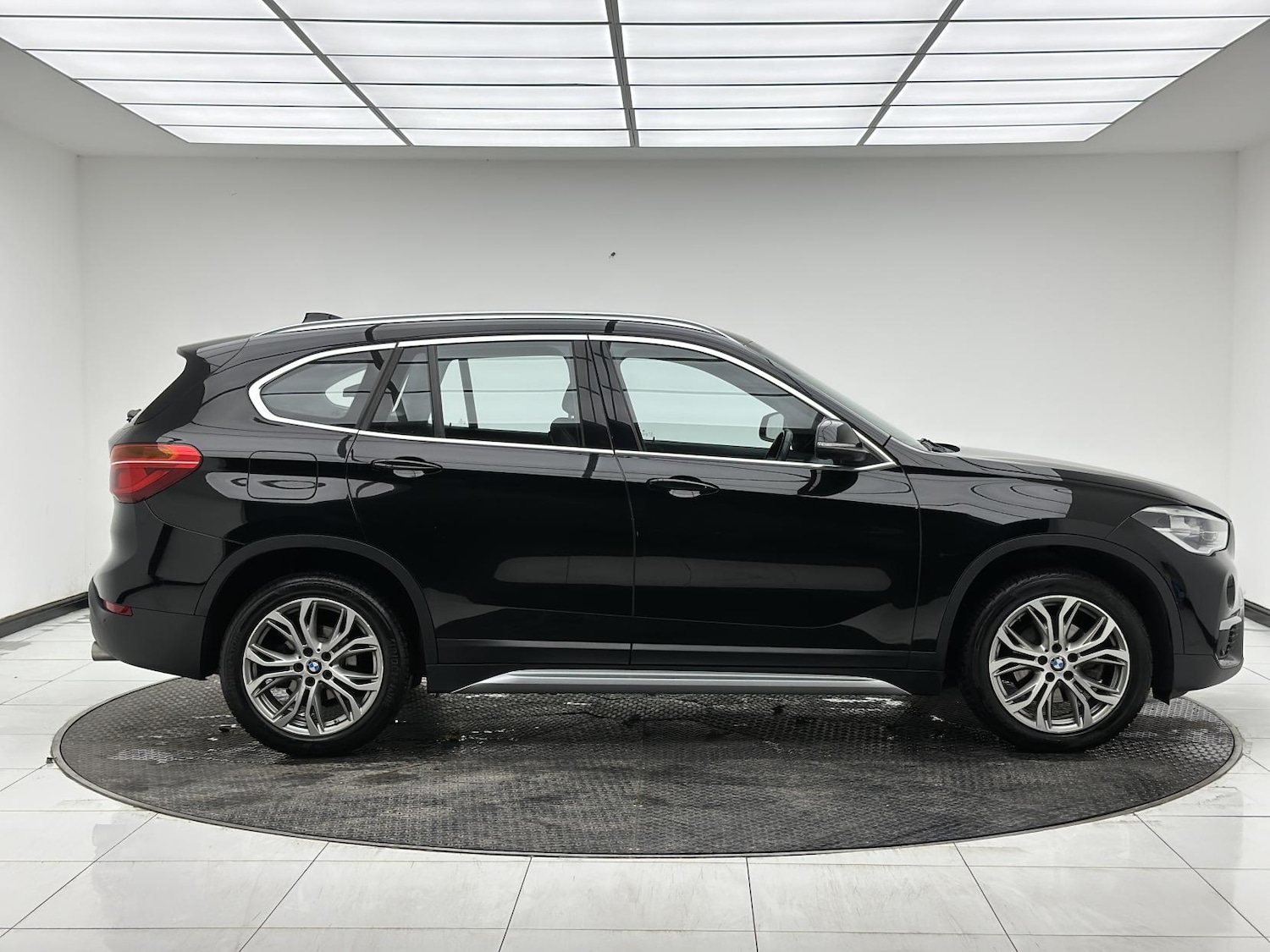 Used BMW X1 2018 for sale - 76885270: Photo 8