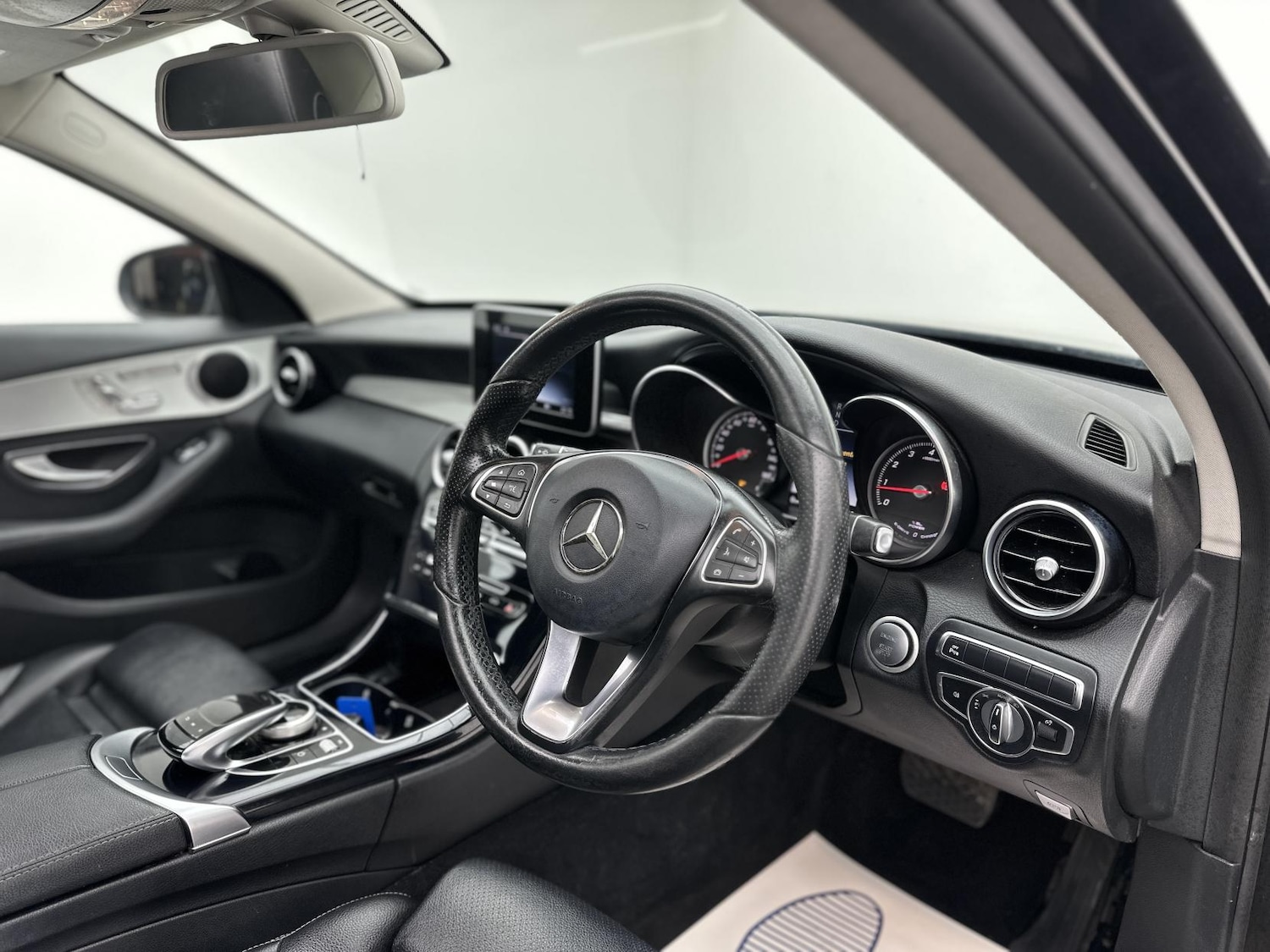 Used Mercedes-Benz C Class 2017 for sale - 77063572: Photo 16