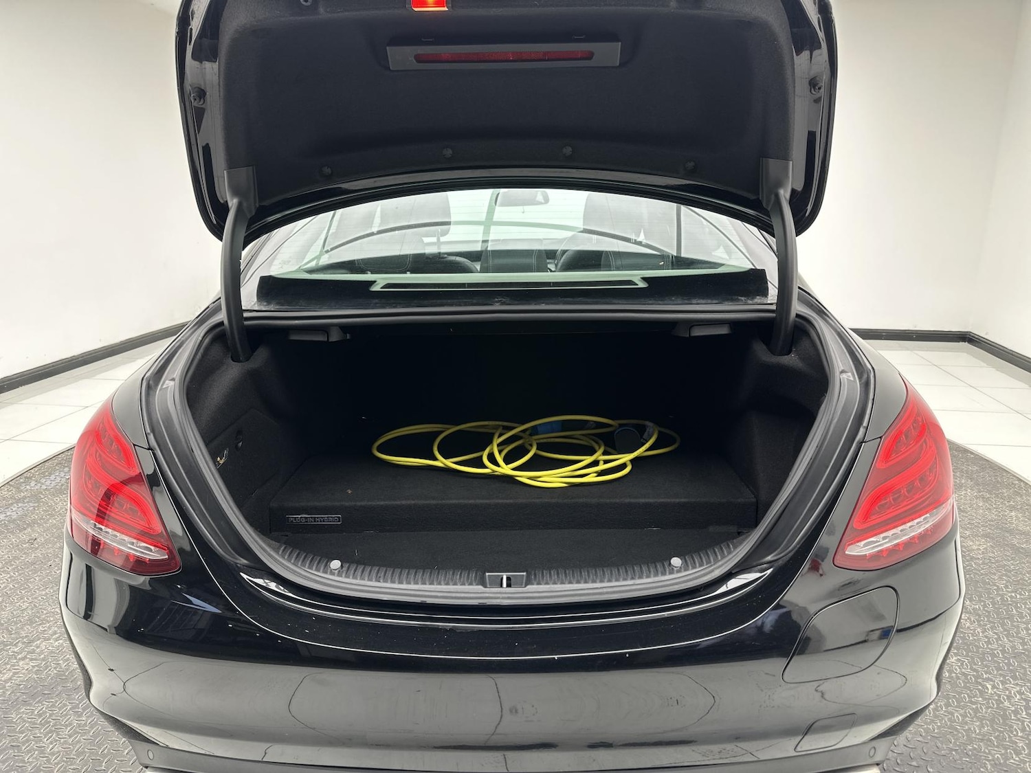 Used Mercedes-Benz C Class 2017 for sale - 77063572: Photo 27