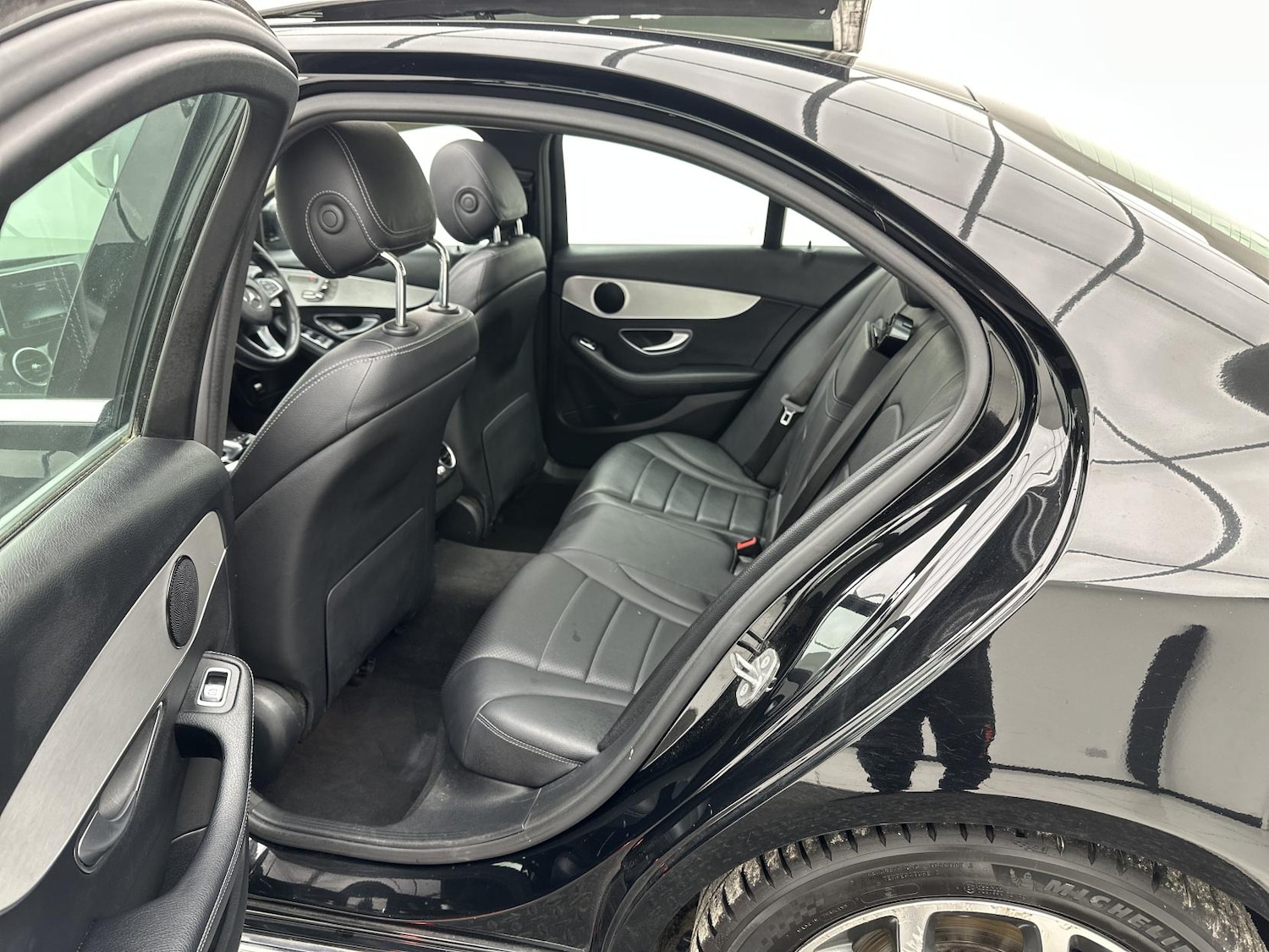 Used Mercedes-Benz C Class 2017 for sale - 77063572: Photo 28