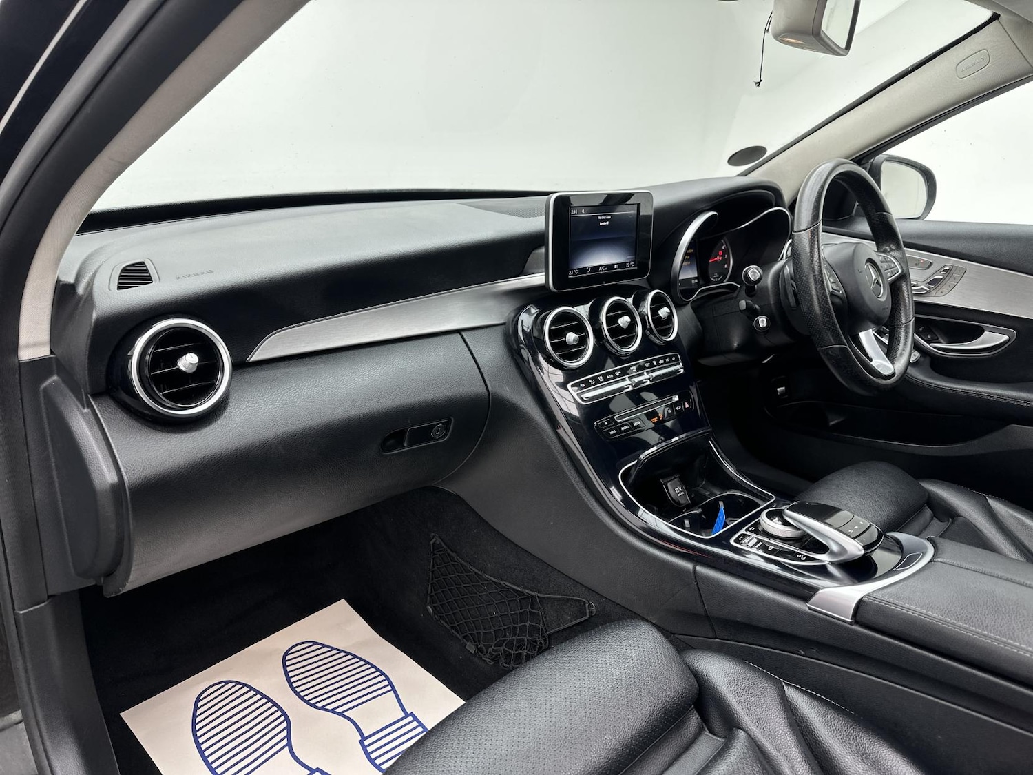 Used Mercedes-Benz C Class 2017 for sale - 77063572: Photo 32