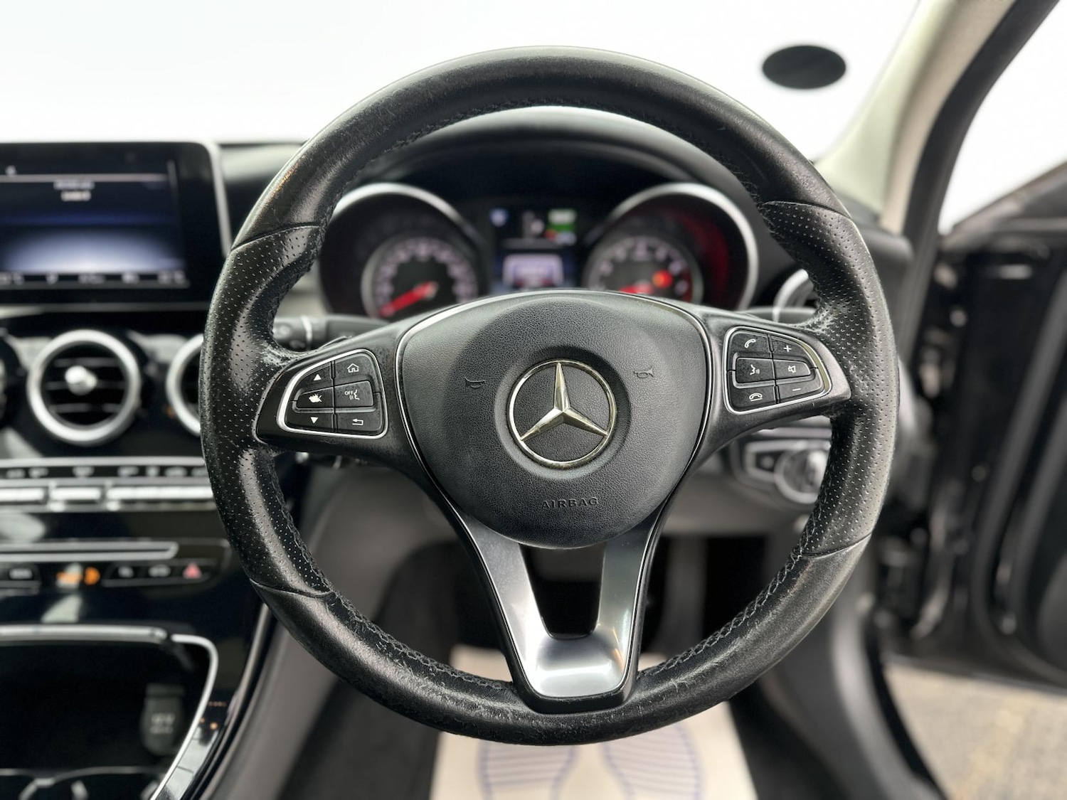 Used Mercedes-Benz C Class 2017 for sale - 77063572: Photo 36