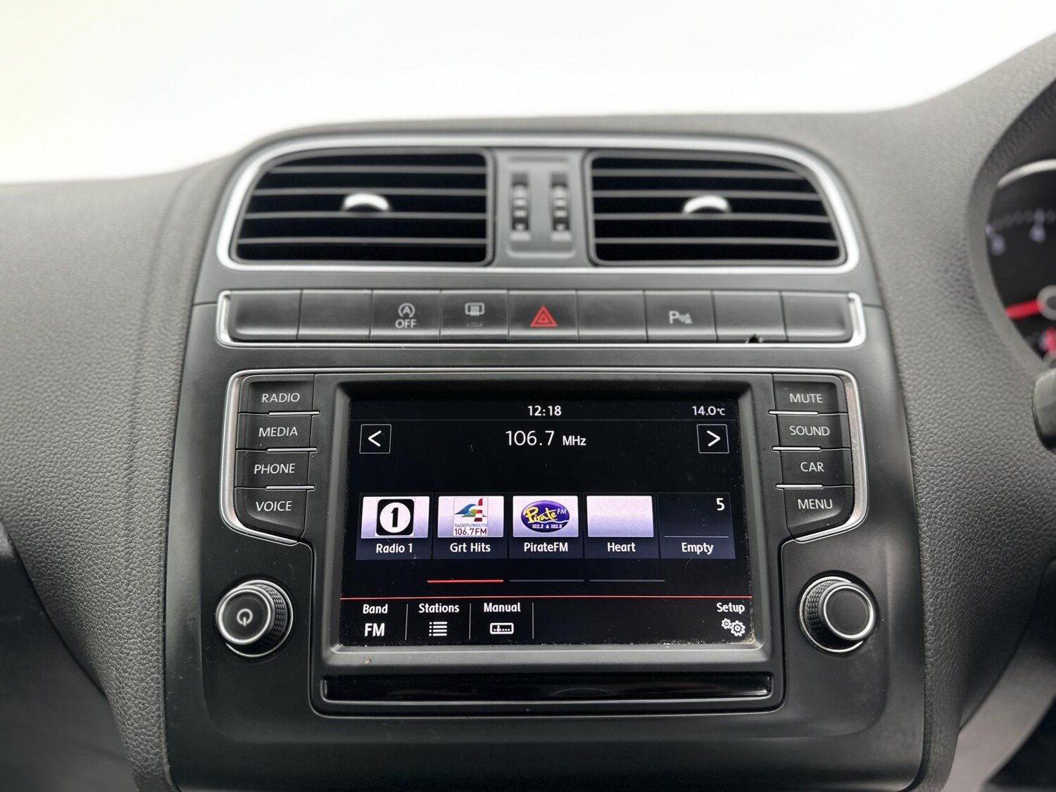 Used Volkswagen Polo 2016 for sale - 77492829: Photo 38