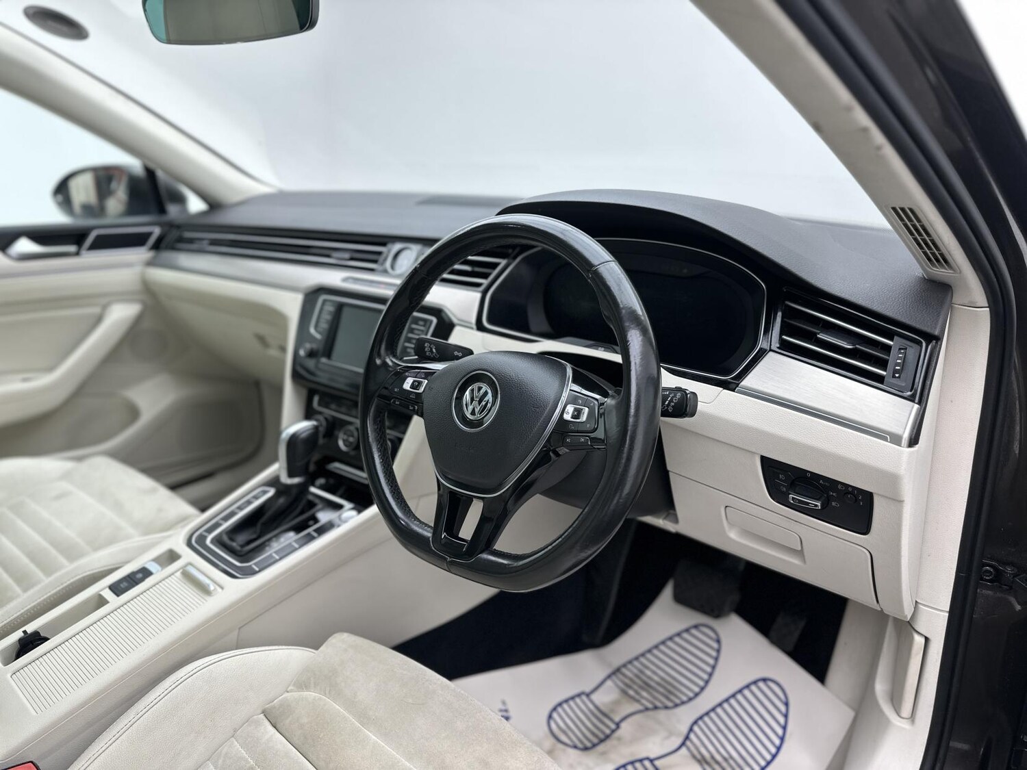 Used Volkswagen Passat 2017 for sale - 76196981: Photo 22