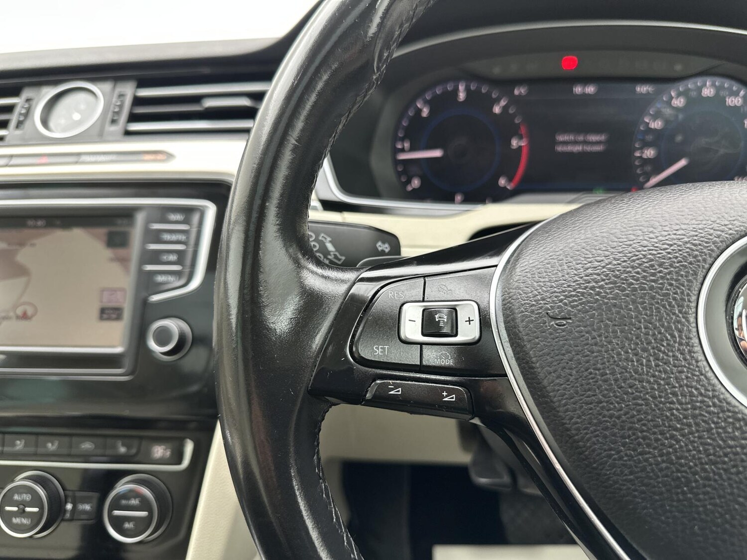 Used Volkswagen Passat 2017 for sale - 76196981: Photo 26