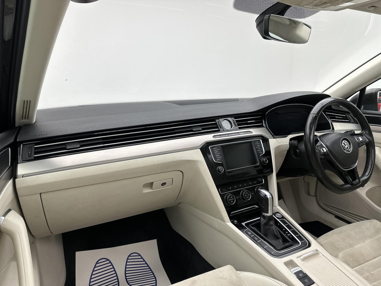Used Volkswagen Passat 2017 for sale - 76196981: Photo 37