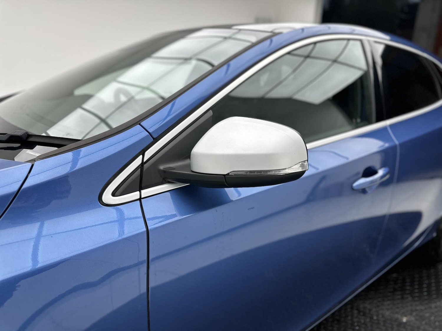 Used Volvo V40 2018 for sale - 76304444: Photo 59