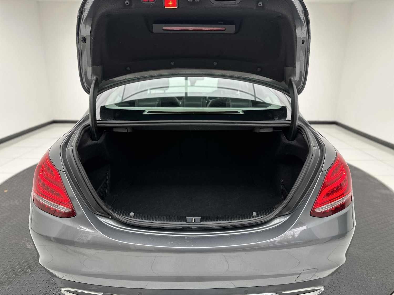 Used Mercedes-Benz C Class 2017 for sale - 76340766: Photo 16