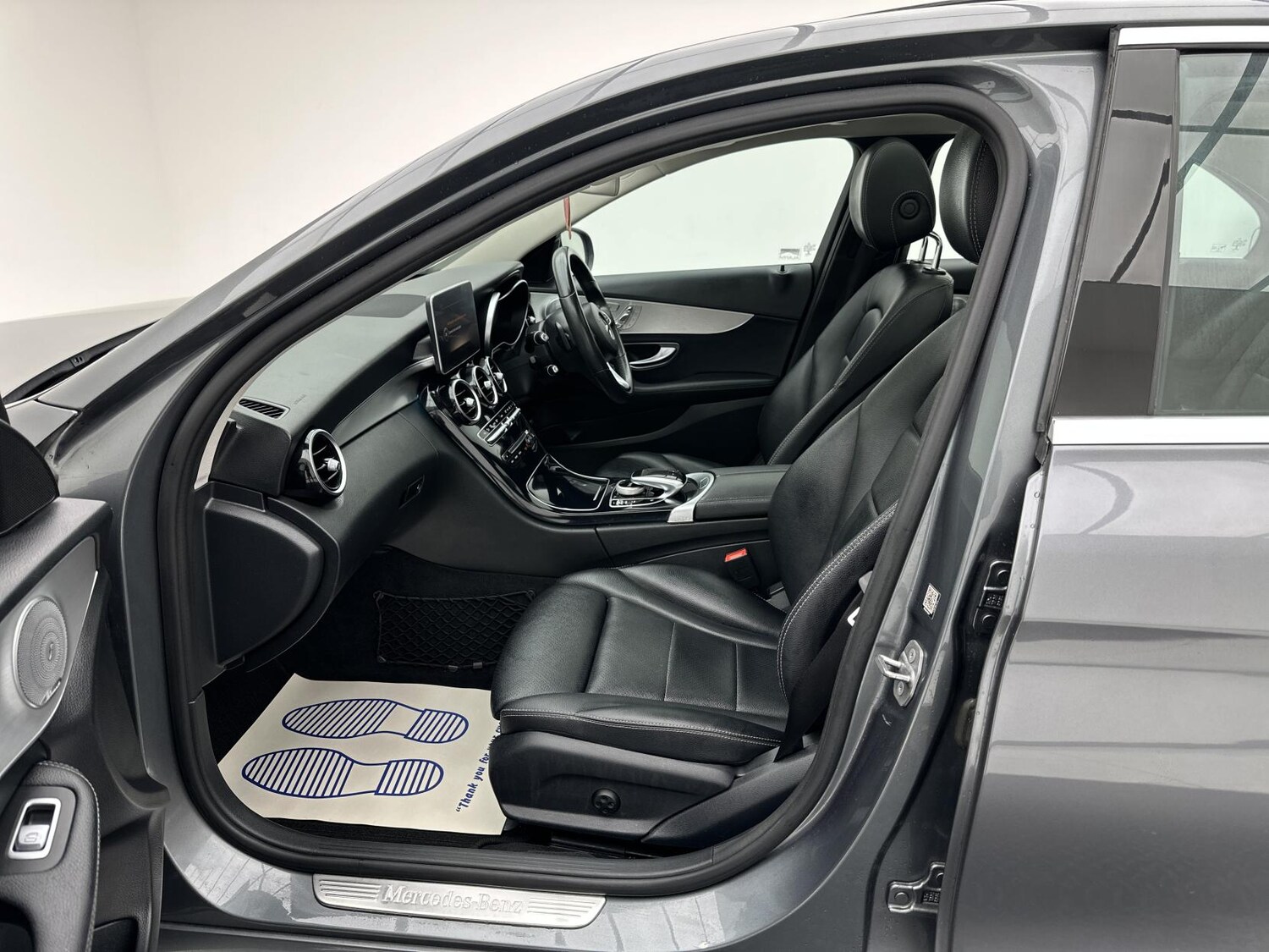 Used Mercedes-Benz C Class 2017 for sale - 76340766: Photo 35