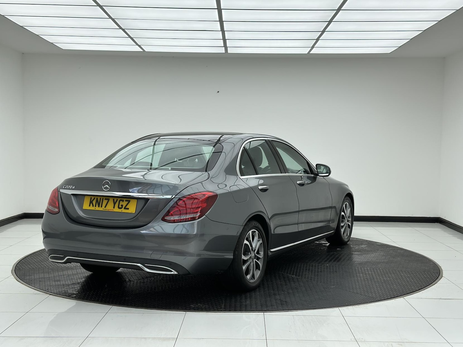 Used Mercedes-Benz C Class 2017 for sale - 76340766: Photo 6