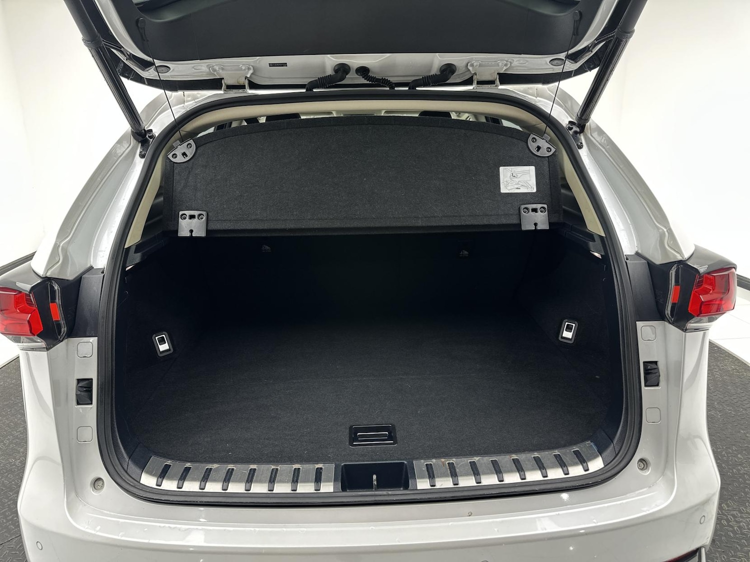 Used Lexus NX 2020 for sale - 76640721: Photo 15