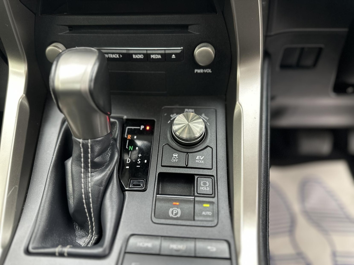 Used Lexus NX 2020 for sale - 76640721: Photo 54