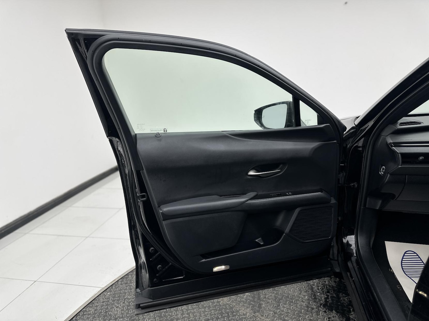 Used Lexus UX 2022 for sale - 76700534: Photo 31