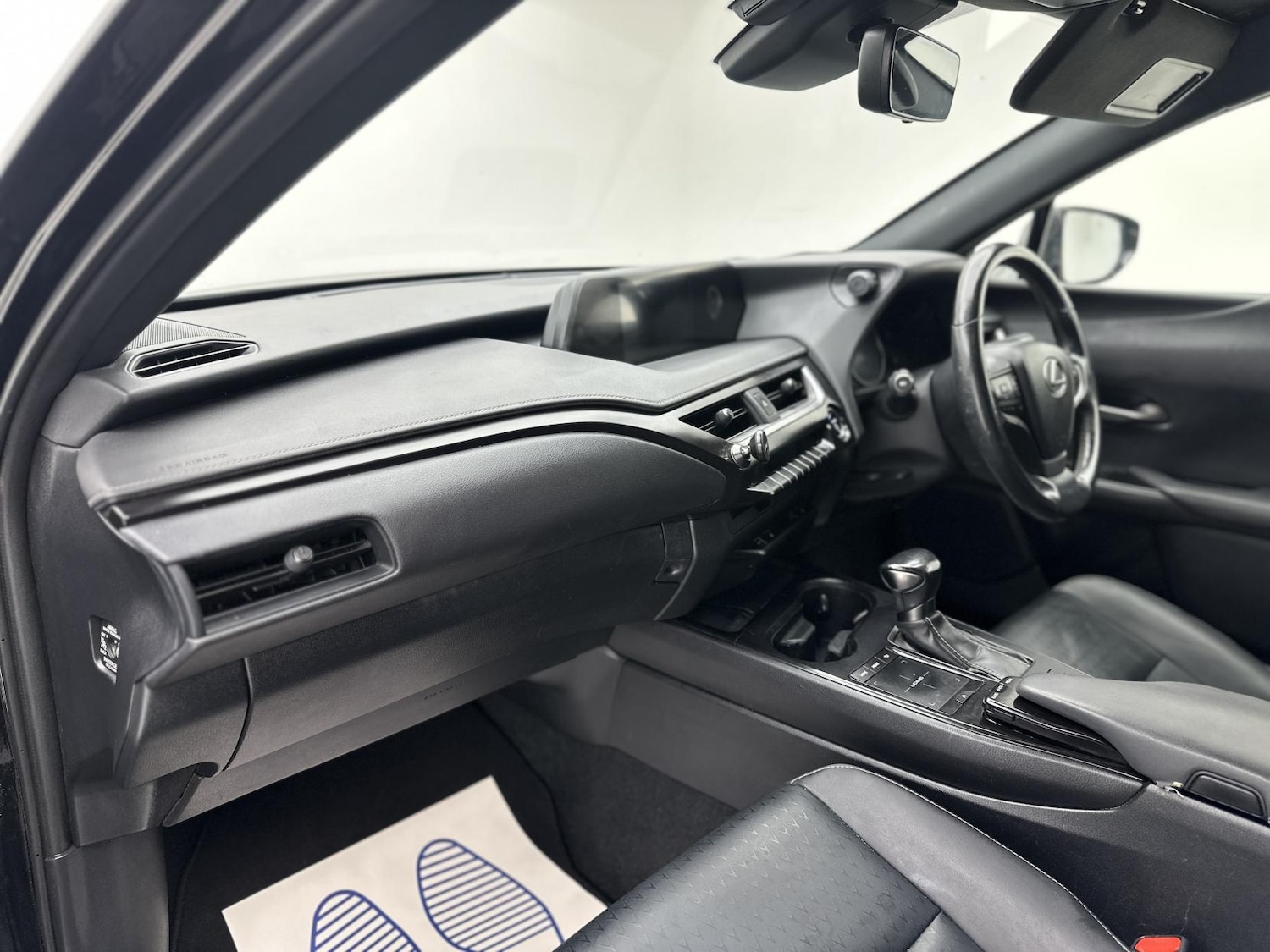 Used Lexus UX 2022 for sale - 76700534: Photo 34