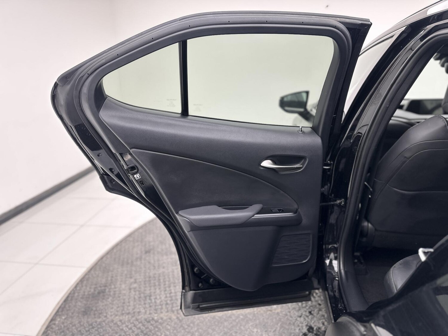 Used Lexus UX 2022 for sale - 76700534: Photo 36