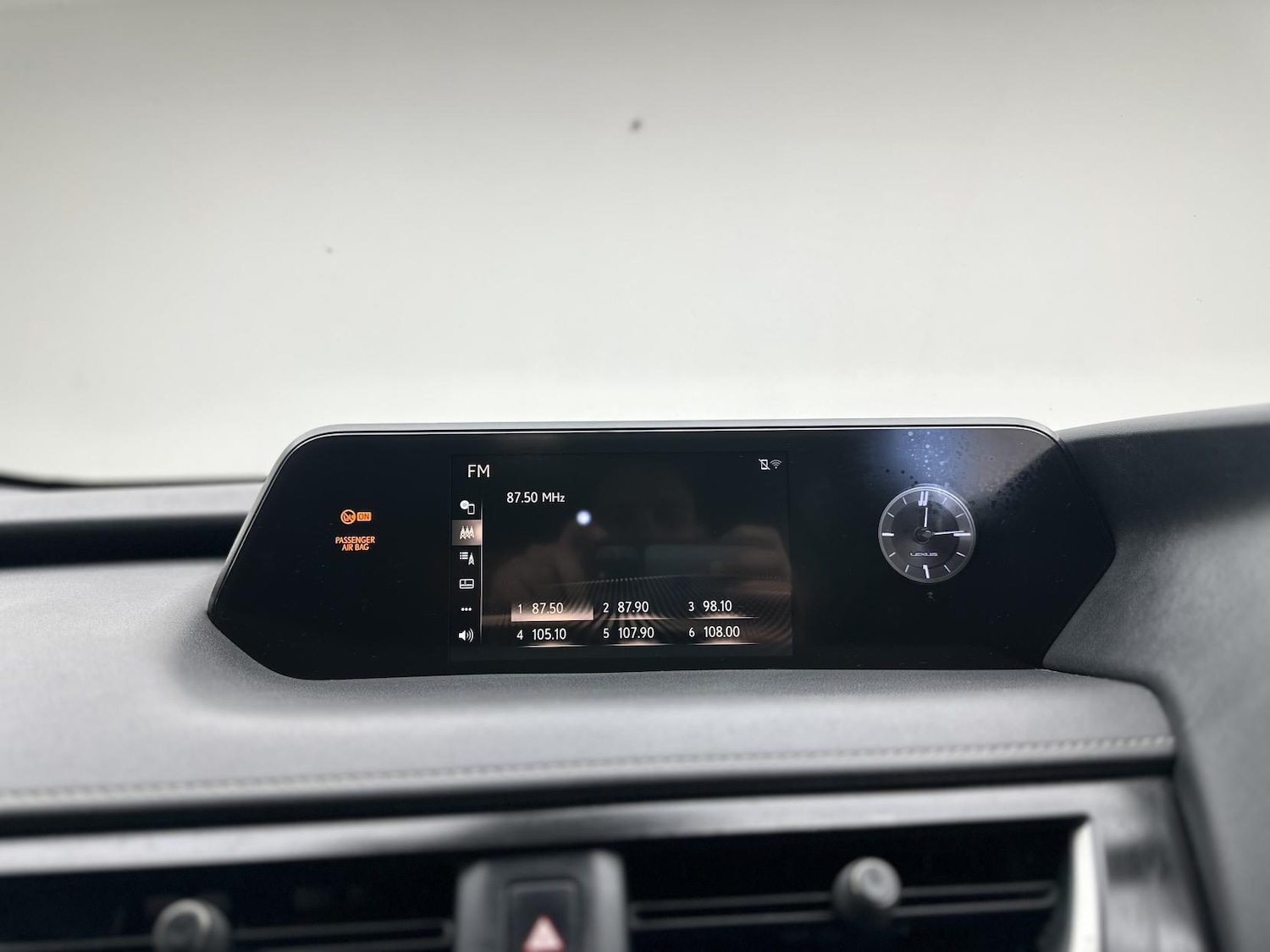 Used Lexus UX 2022 for sale - 76700534: Photo 41