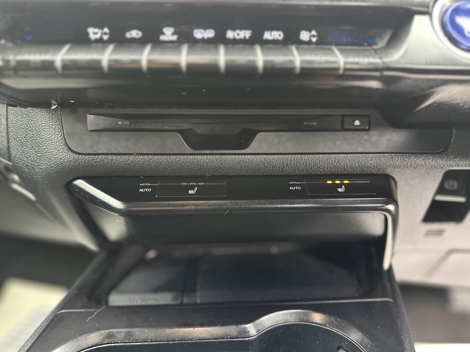 Used Lexus UX 2022 for sale - 76700534: Photo 46